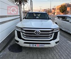 تويوتا لاندكروزر